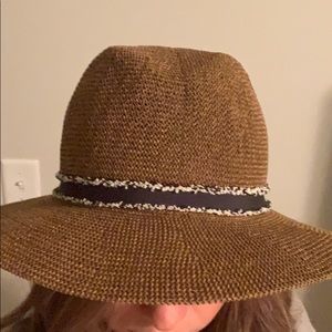 Anthropologie hat